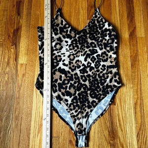 Gaze body suit